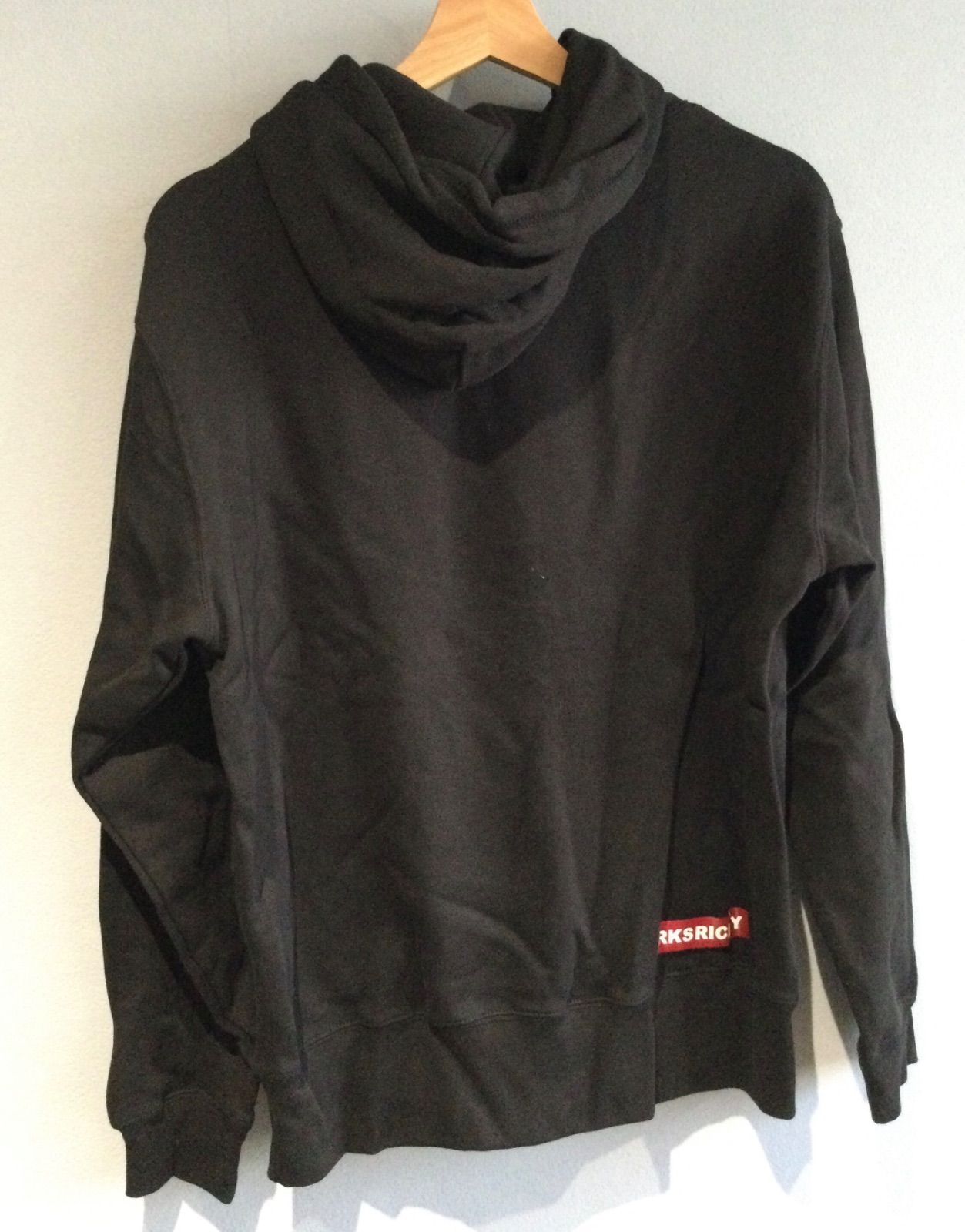 [半額以下]RKS スワロフスキーパーカーLsize 半額以下]RKS スワロフスキーパーカーLsizeの通販 by M's shop