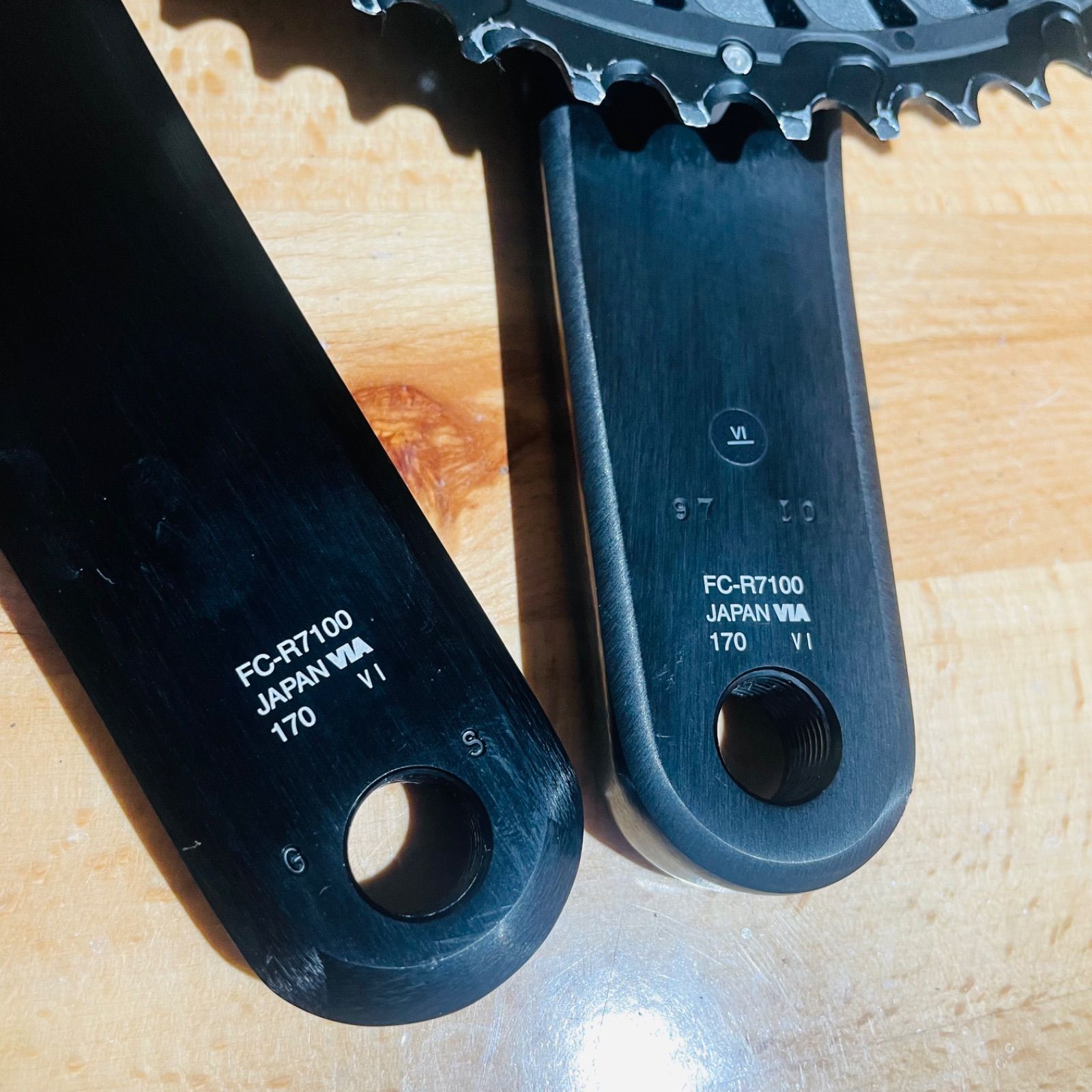 美品】 シマノ 105 FC-R7100 12S 170mm 50-34T クランクセット