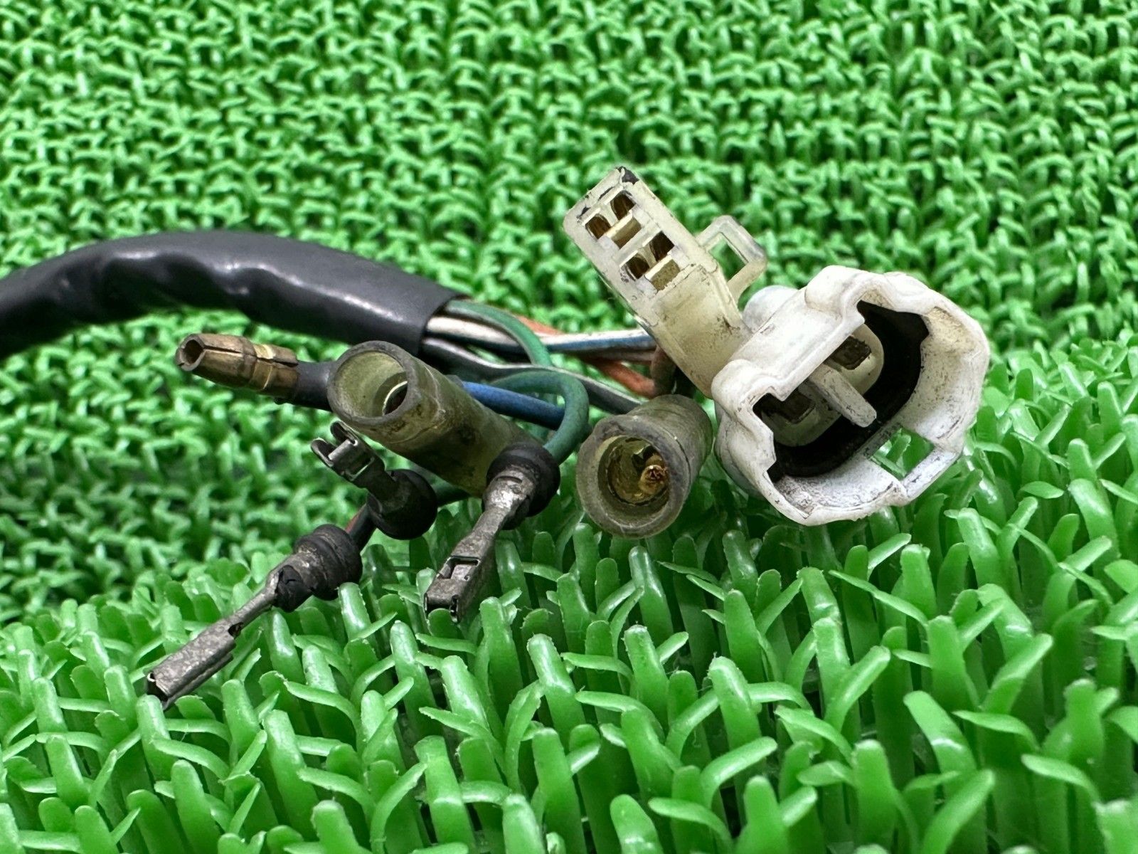 シグナス125 イグナイター ヤマハ 純正 バイク 部品 4KP ケース付 CDI スパークユニット 機能的問題なし 車検 Genuine cF