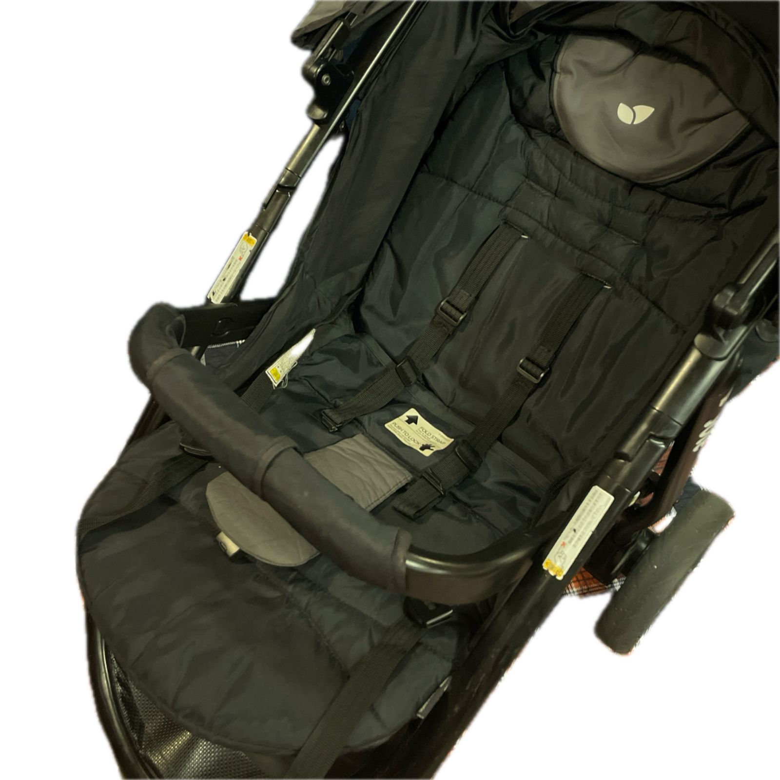 Joie ベビーカー ライトトラックス 1ヶ月〜15kg (36ヶ月頃）【カトージ(KATOJI)】[A型ベビーカー バギー 3輪 三輪 トラベルシステム] 黒 ブラック