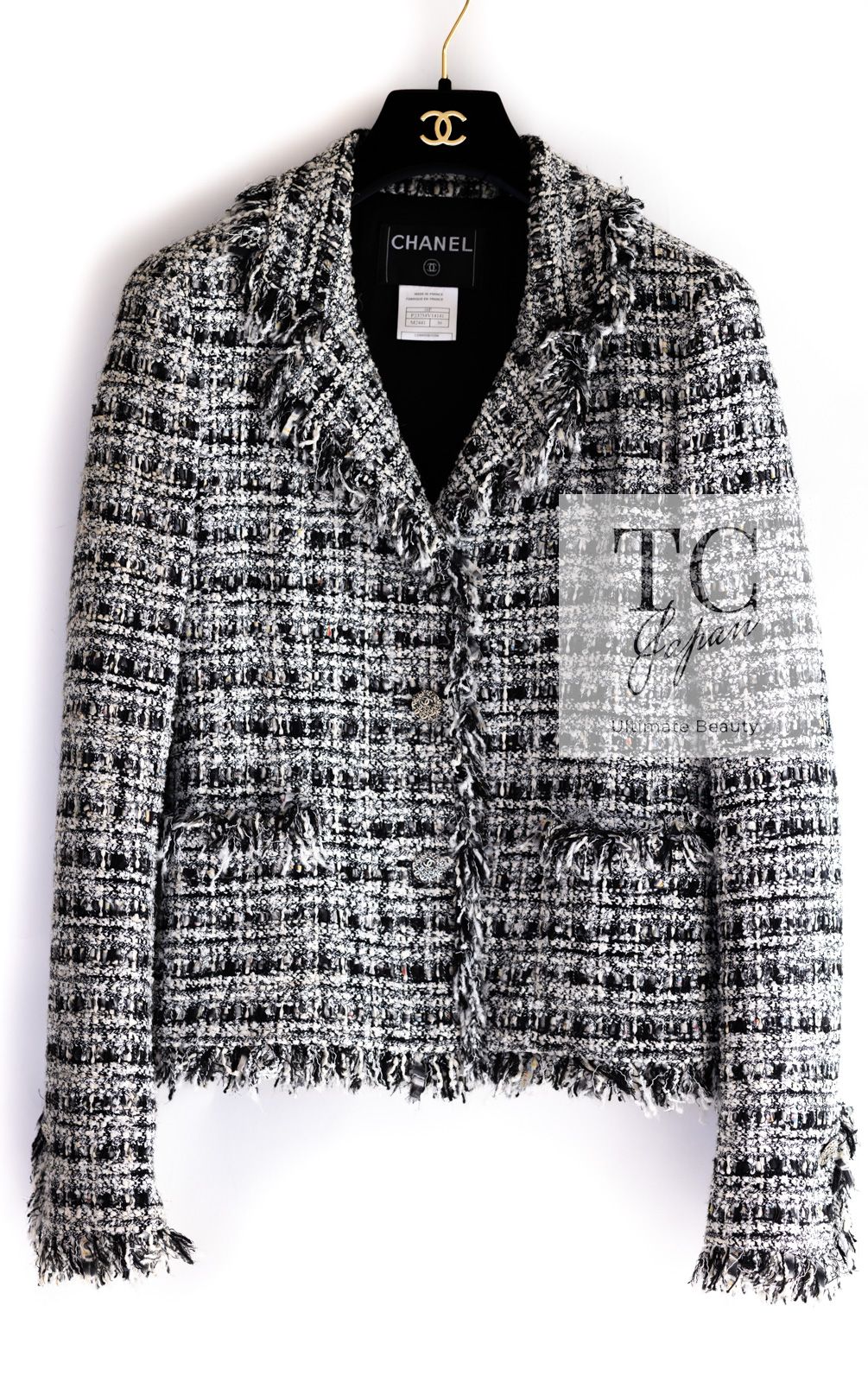 CHANEL ブラック