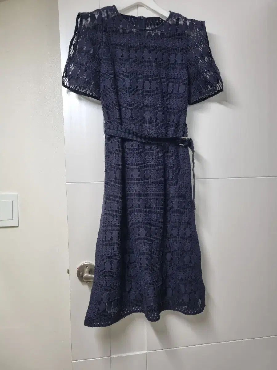 SJSJ パンチング ベルト付き ワンピース