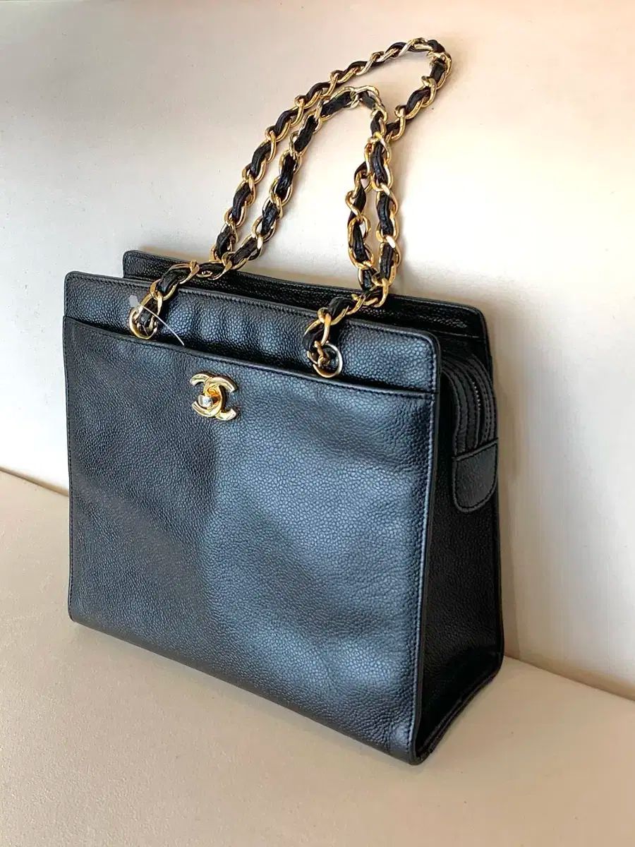 Chanel シャネル