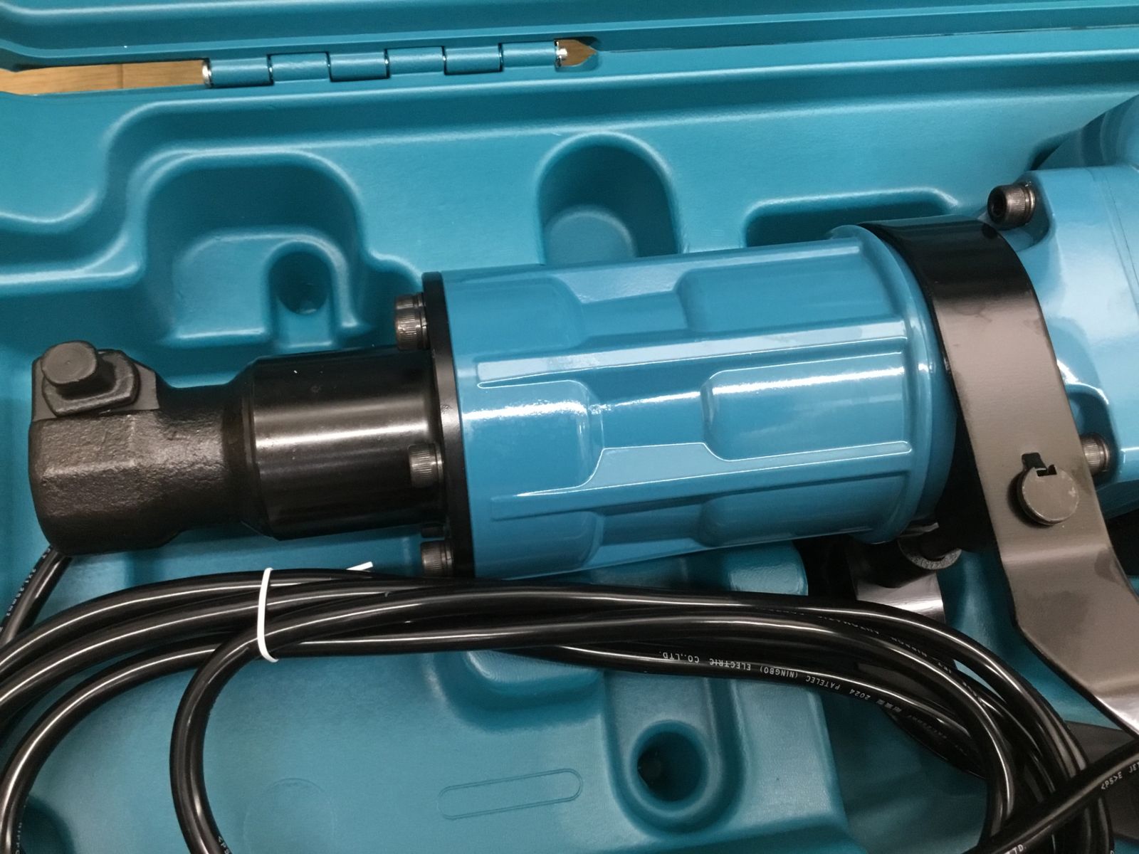 ♥ Makita|マキタ 電動ハンマ HM1317C ITJ8A0CNYW24 エコツール小牧ｲﾝﾀｰ店 M02 HRDEVELOPMENT_JP