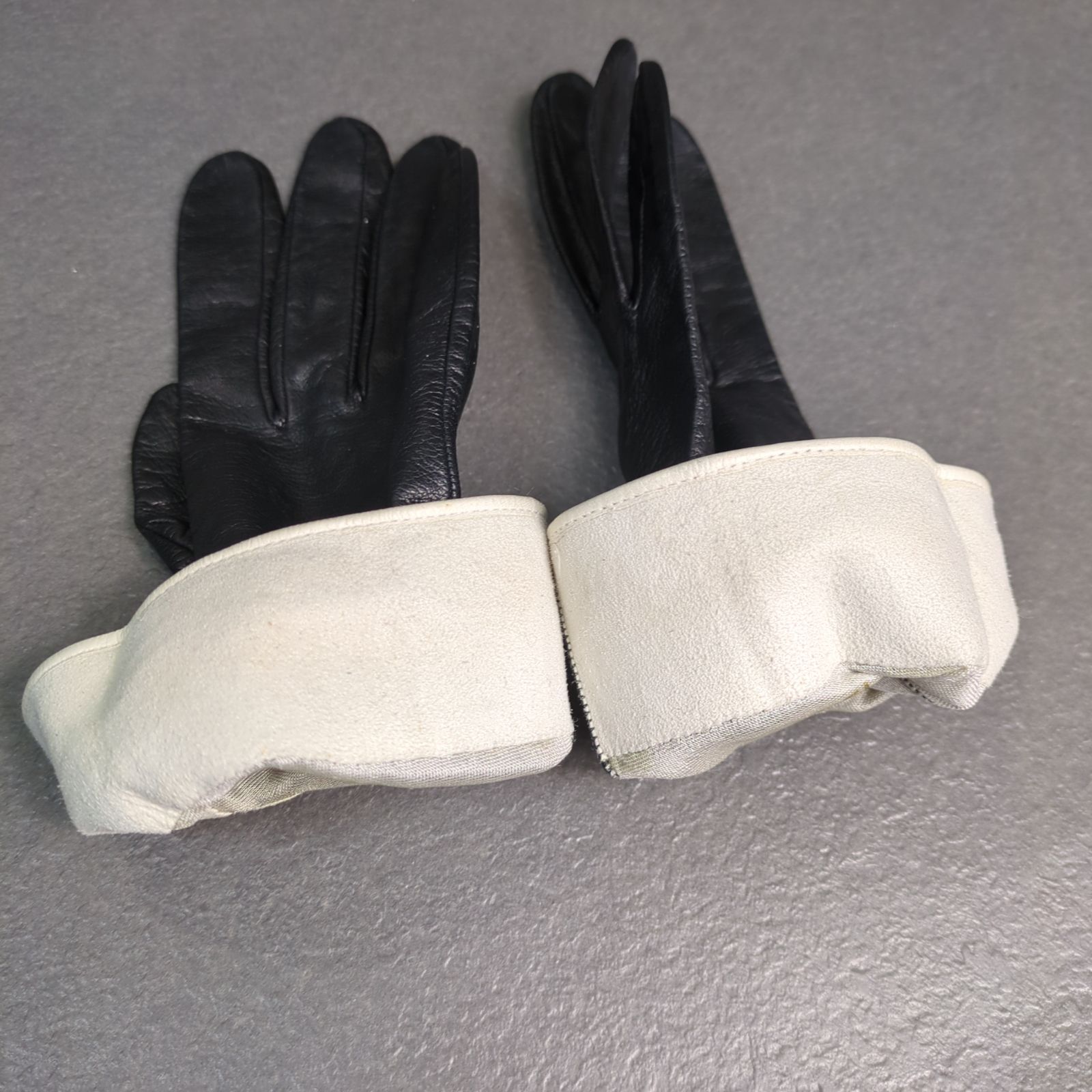 Vintage CHANEL 7 1/2 ココマーク レザーグローブ ヴィンテージ