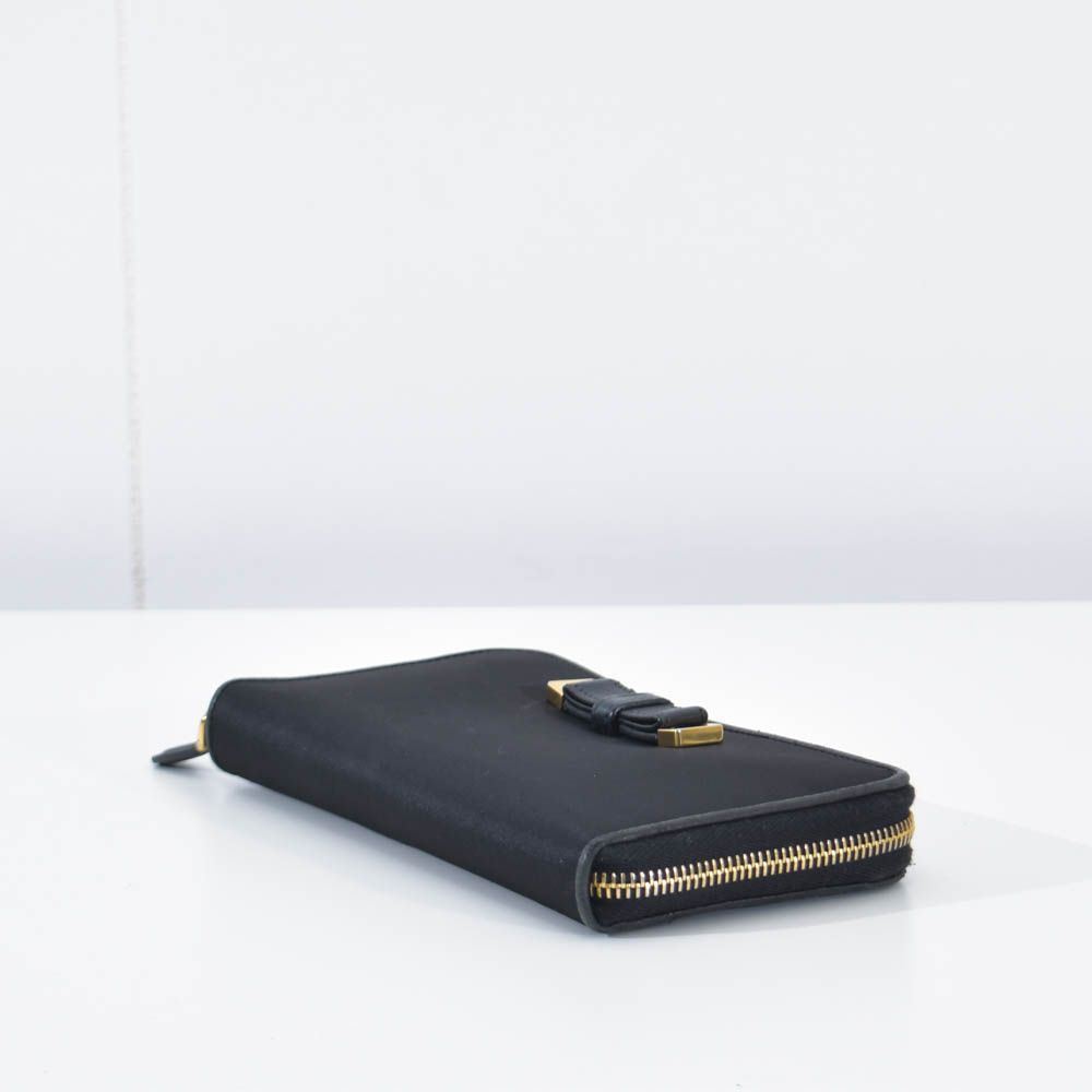 中古USED PRADA 財布 1ML506 ナイロン 250984801 中古USED PRADA 財布 1ML506 ナイロン 250984801 - メルカリ