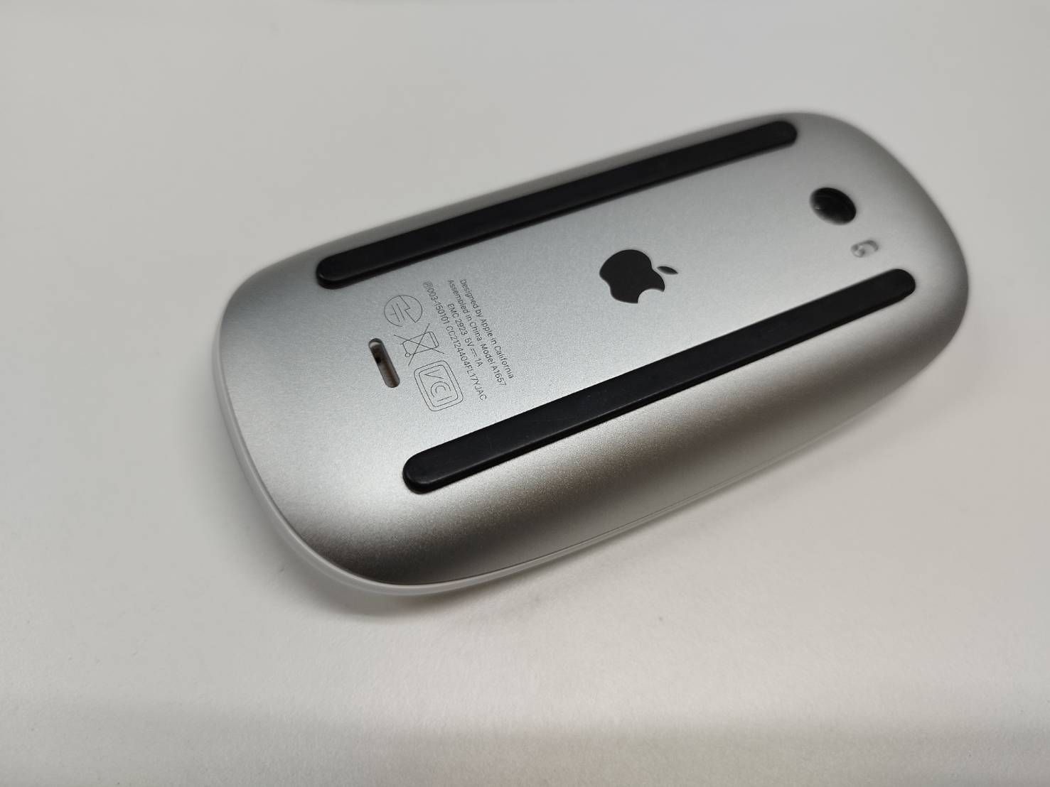 Apple 純正 Magic Mouse 2 ワイヤレスマウス A1657 良品 Apple 純正