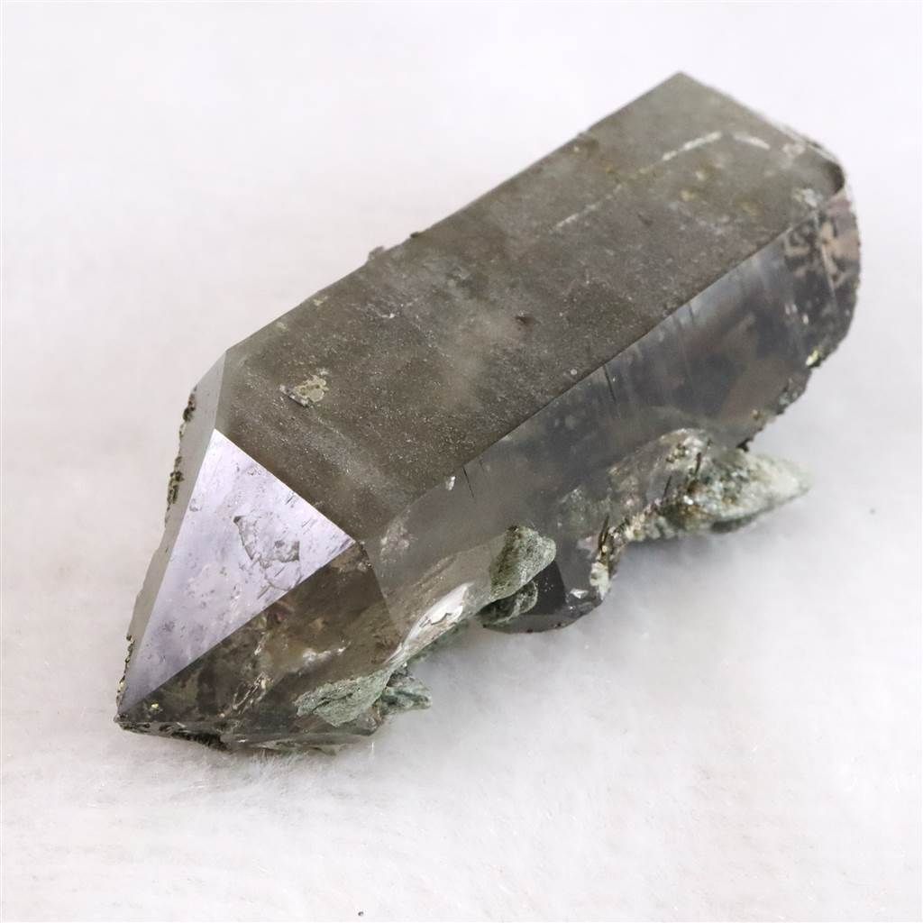 ロシア ウラル産 スモーキークォーツ with クローライト DT 42.4g