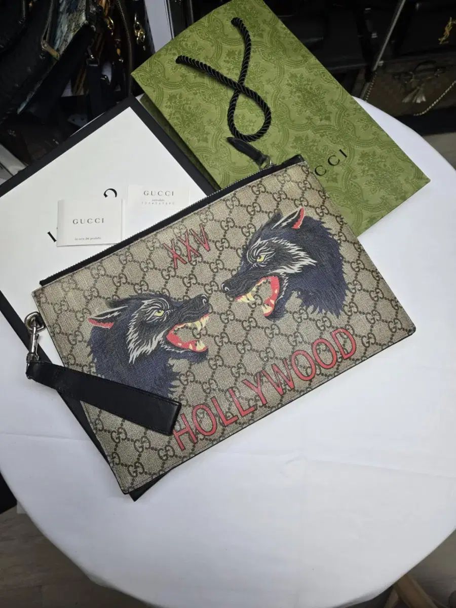 正規品 GUCCI(グッチ) ウルフ クラッチバッグ