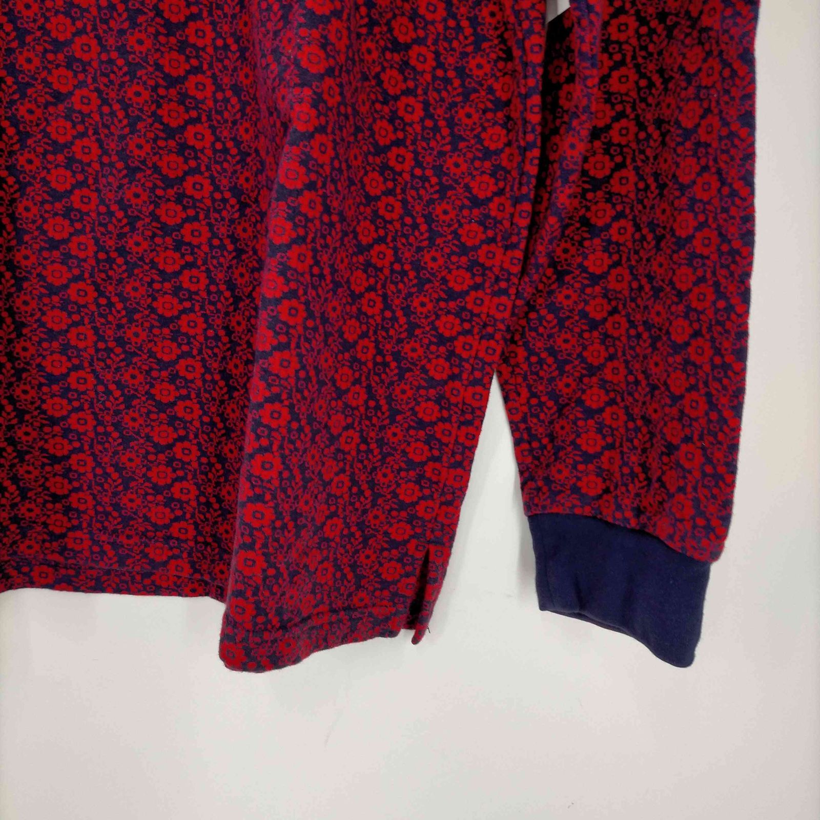 supreme floral jacquard zip polo XL 極美品 Supreme Floral Jacquard Zip L S Polo (FW18) - $110