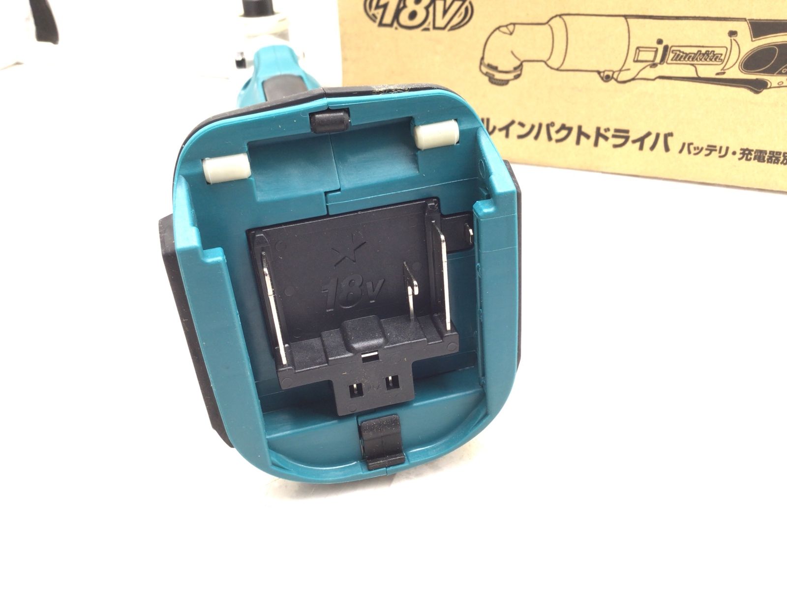 18v充電式アングルインパクトドライバ TL061DZ