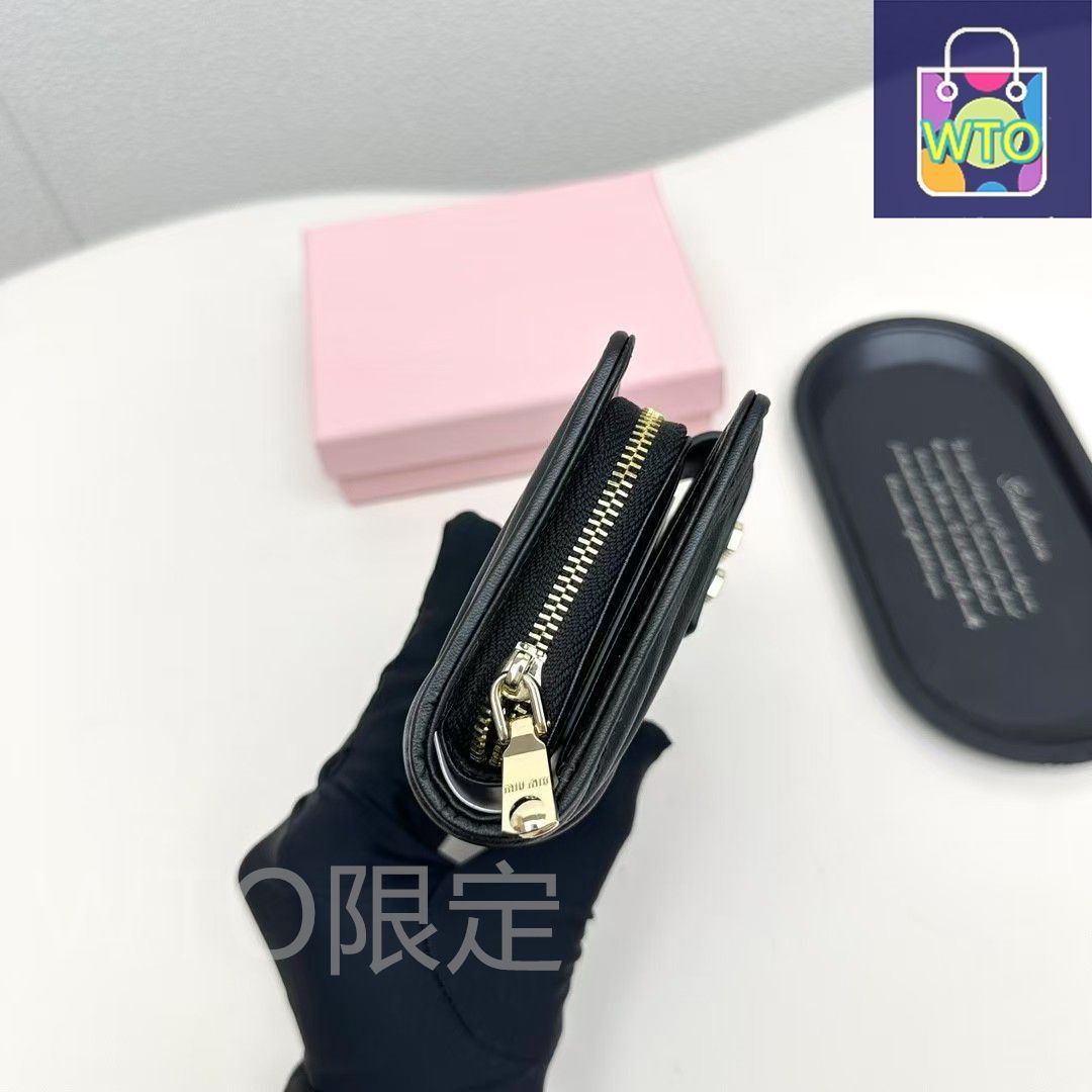 【新品未使用】miumiu 正規品 新品未使用 MIUMIU財布[本日特価|新品未使用品] - メルカリ