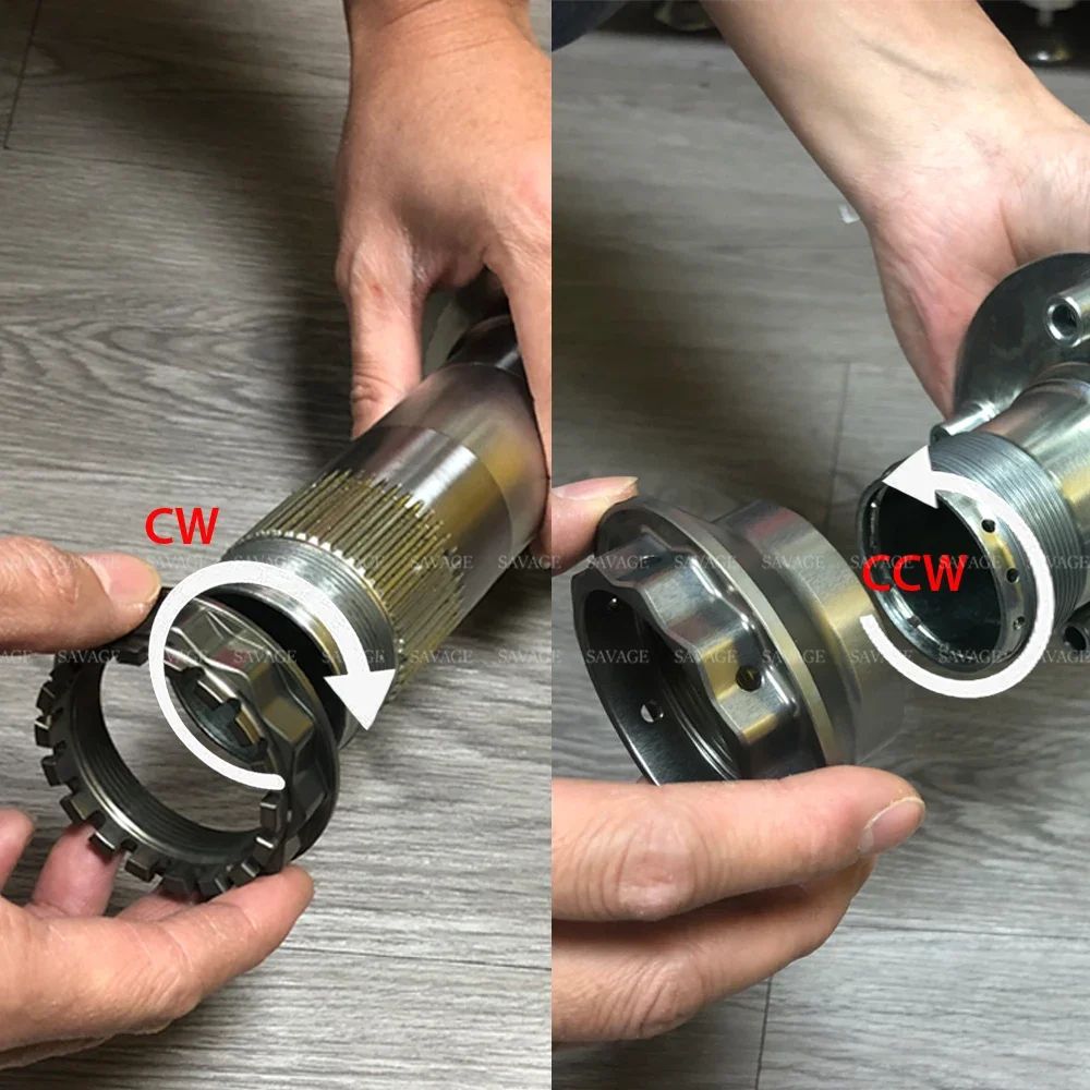 バイクリアアクスルスプロケットフランジナットネジ