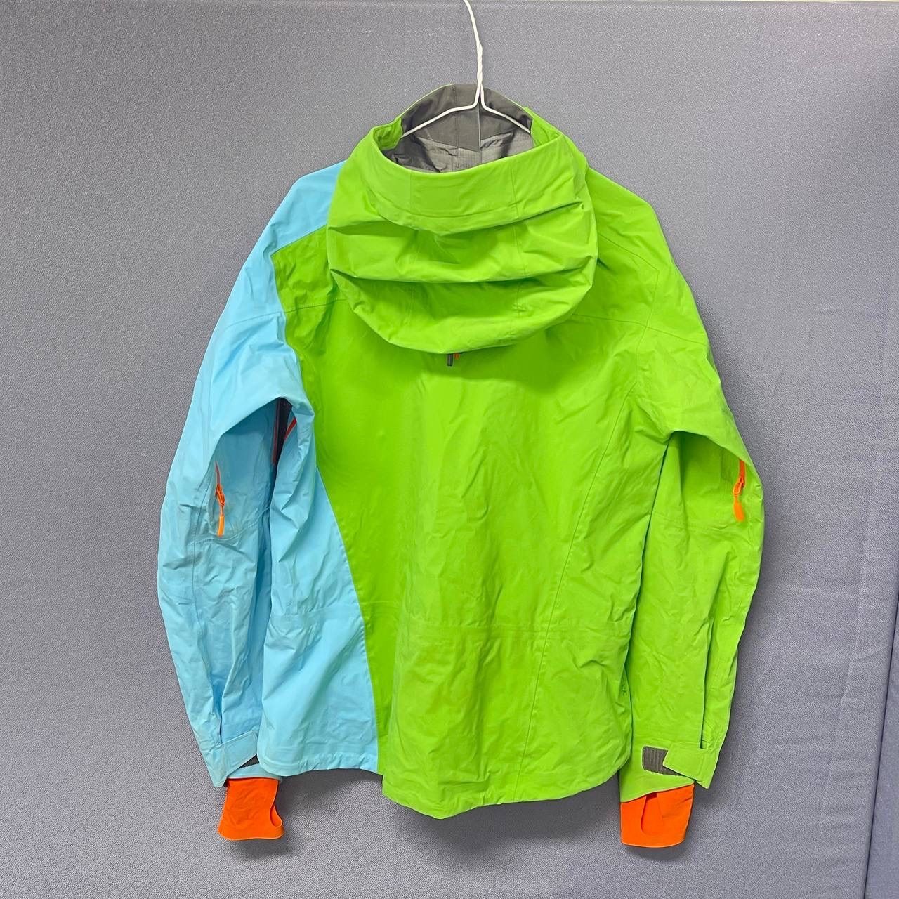 ☆もっと値下げ☆ NORRNA ノローナ メンズ GORE-TEX マウンテンパーカ 