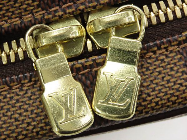 VUITTON