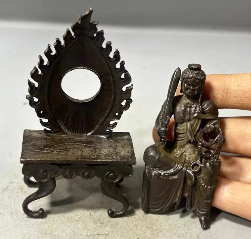 仏教美術 仏像 不動明王菩薩神像 ベンチ仏像鎮宅辟邪 開運風水招財置物