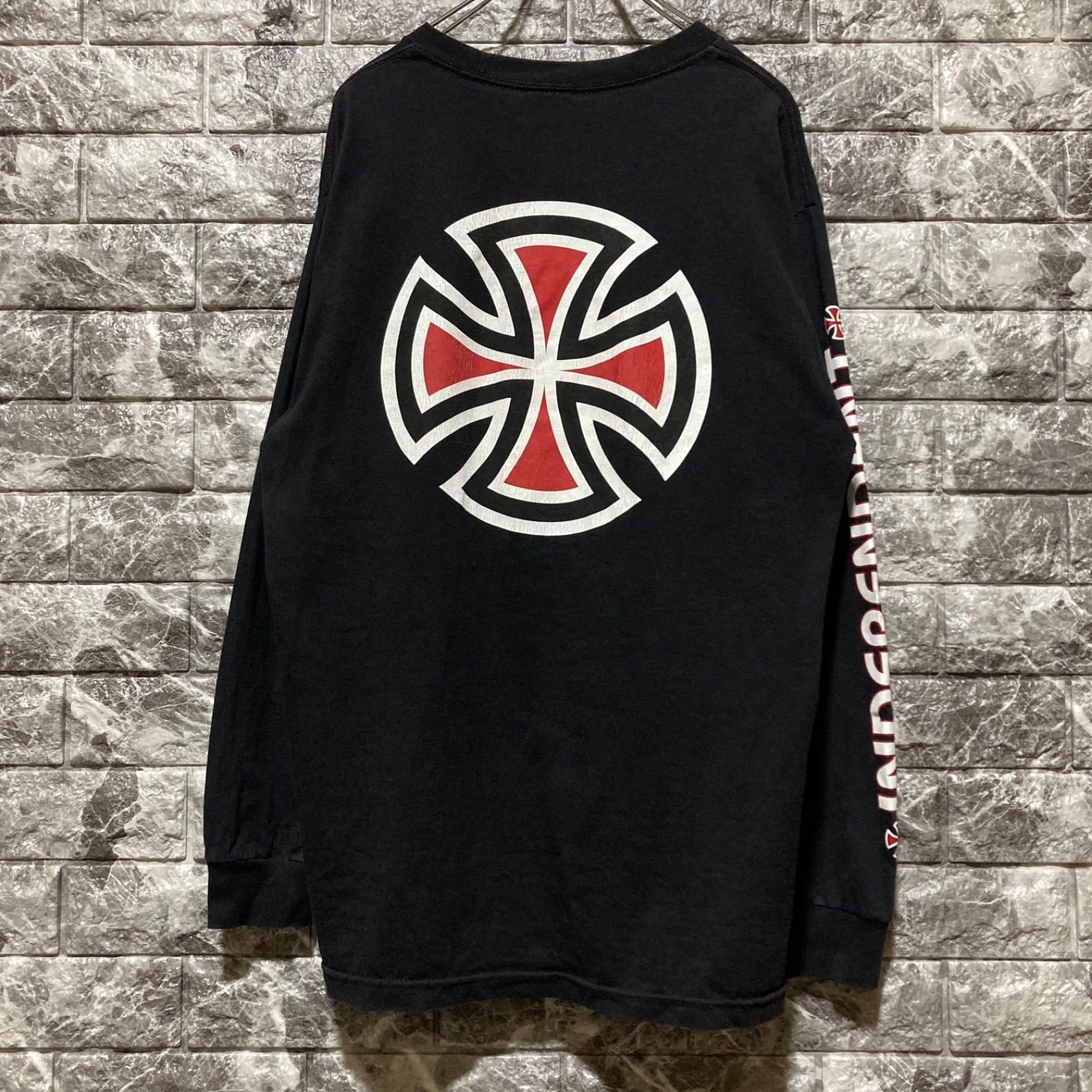 INDEPENDENT ロンT インディペンデント 袖ロゴ アイアンクロス