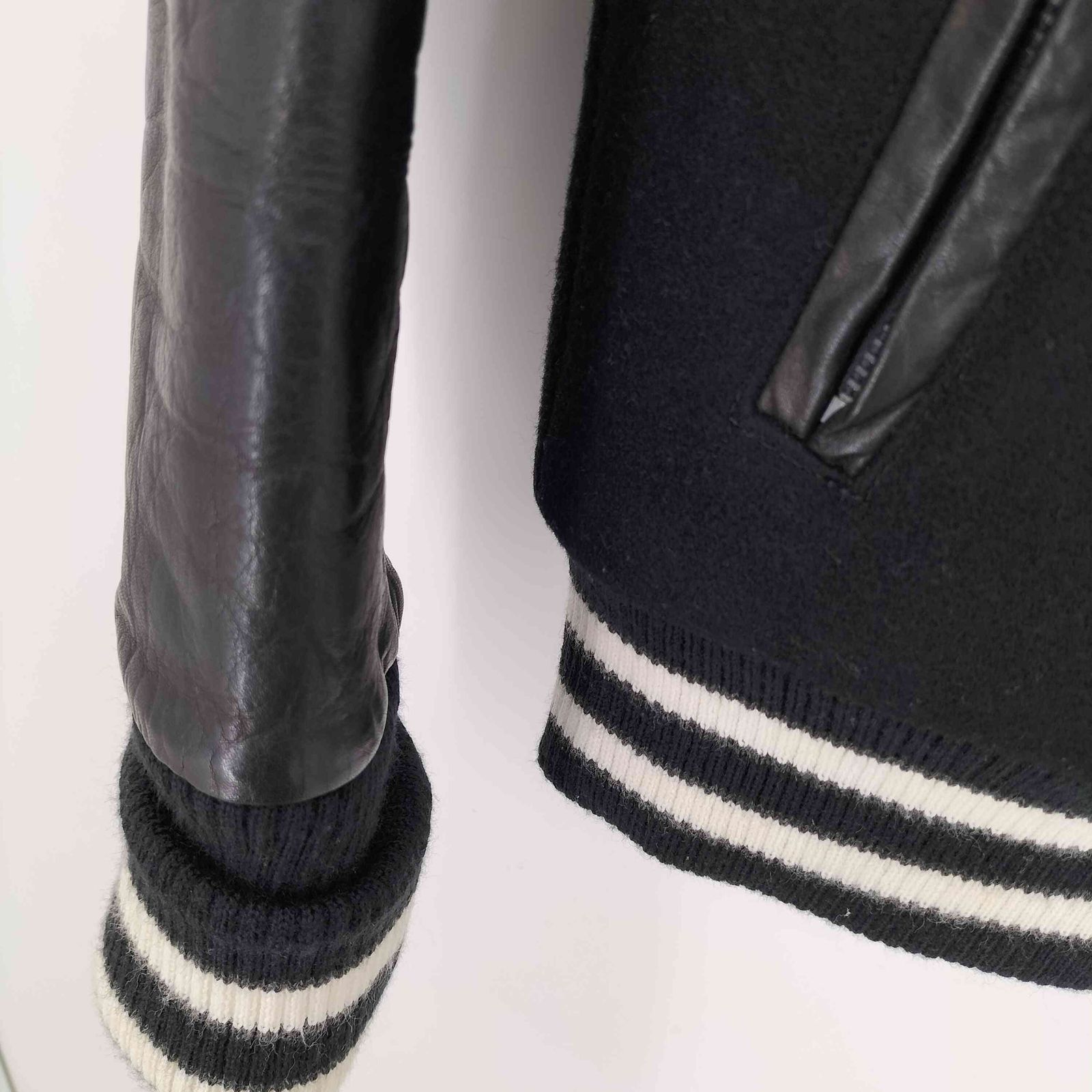 UNITED TOKYO マーブルプリントスタジャン UNITED TOKYO（ユナイテッドトウキョウ）の「マーブルプリント