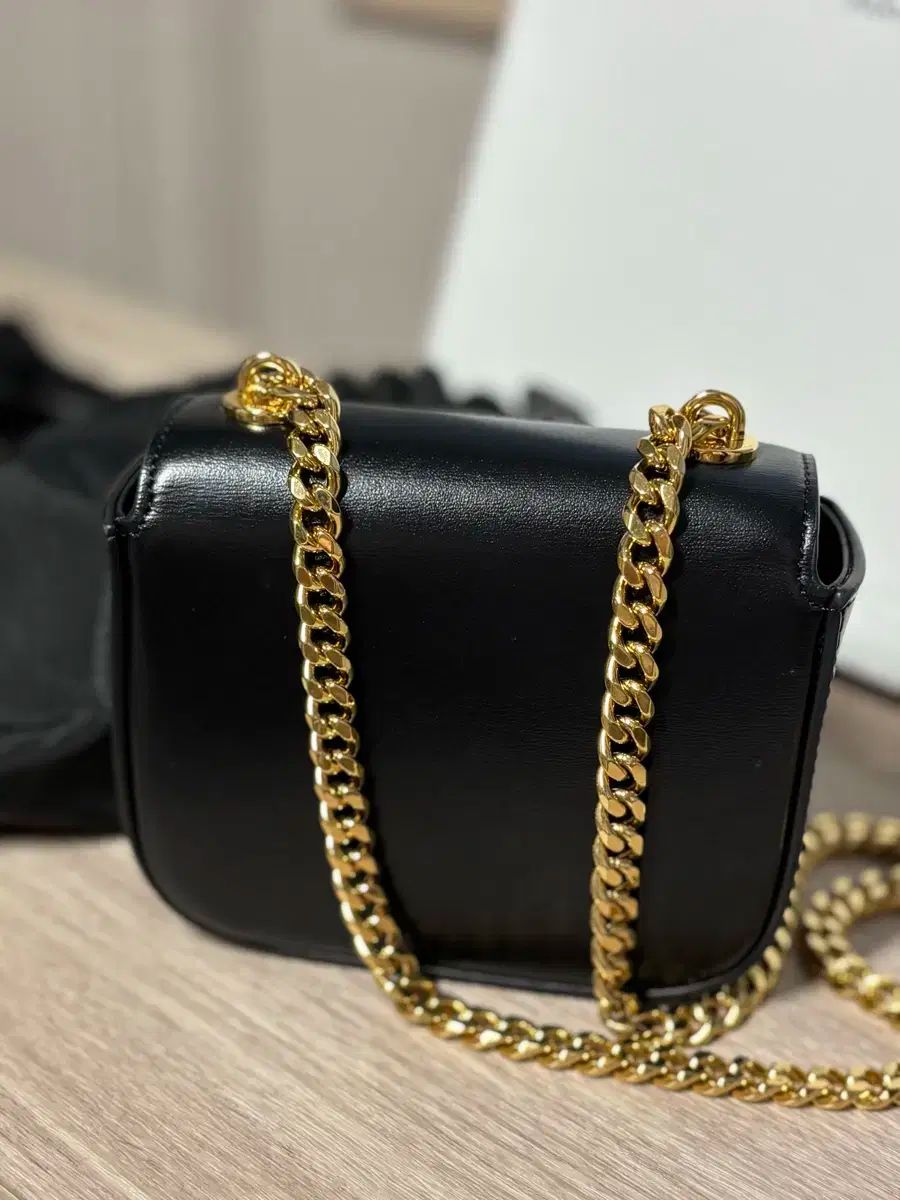 セリーヌ☆ミニチェーンクロード（チェック CELINE】セリーヌ ミニ