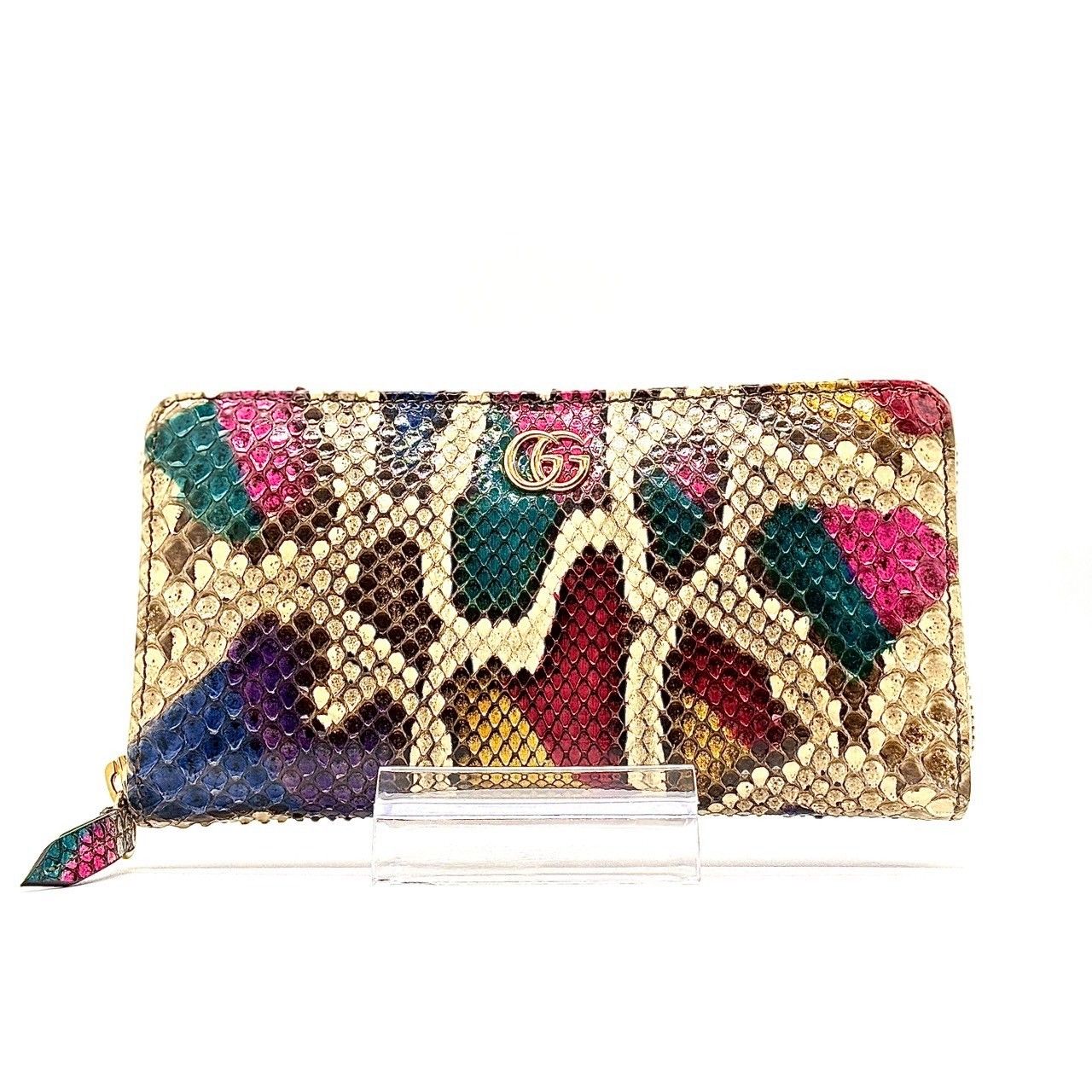 1日【ブランドの象徴】GUCCI グッチ マーモント 長財布 キルティング