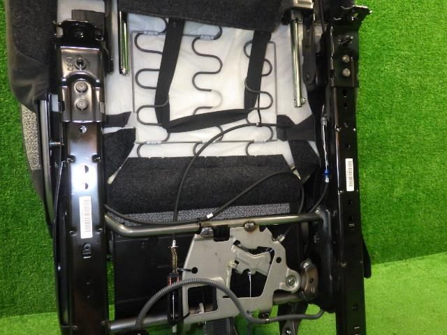 5AA-MK94S 右RRシート