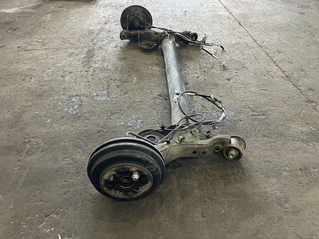 ZC72S リアアクスルビーム