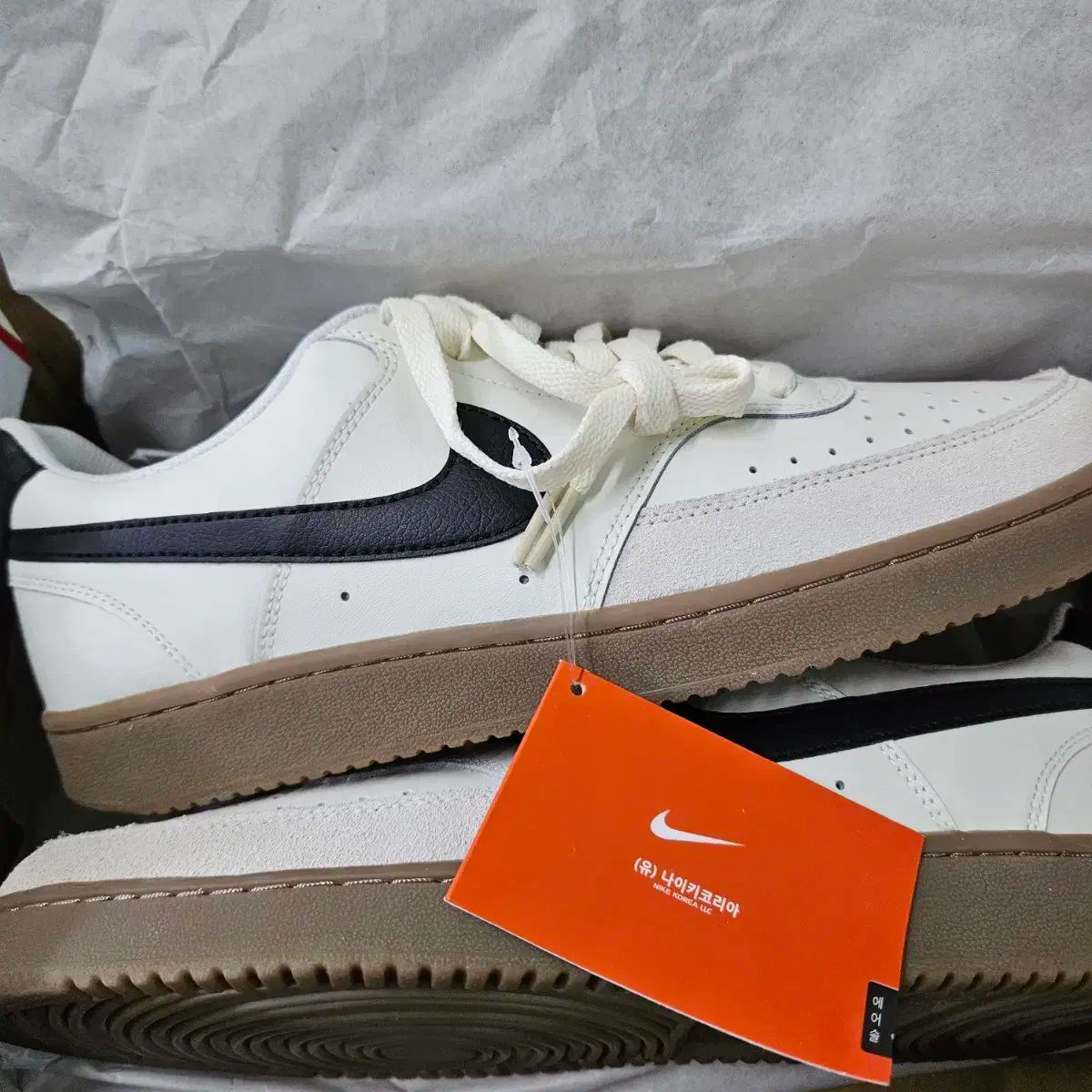 【雷市場（ポンジャン）商品韓国直送】 NIKE(ナイキ) メンズ コート・ビジョン・ロウ 275