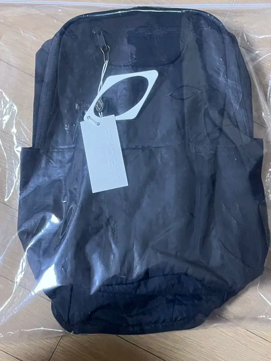 MSCHF(ミスチーフ) チェック柄 スプリント リュック リュックサック ブラック ギンガム チェック