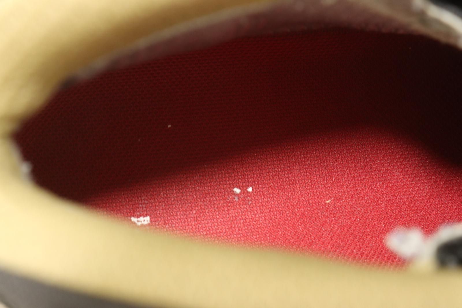 トレッキングブーツ