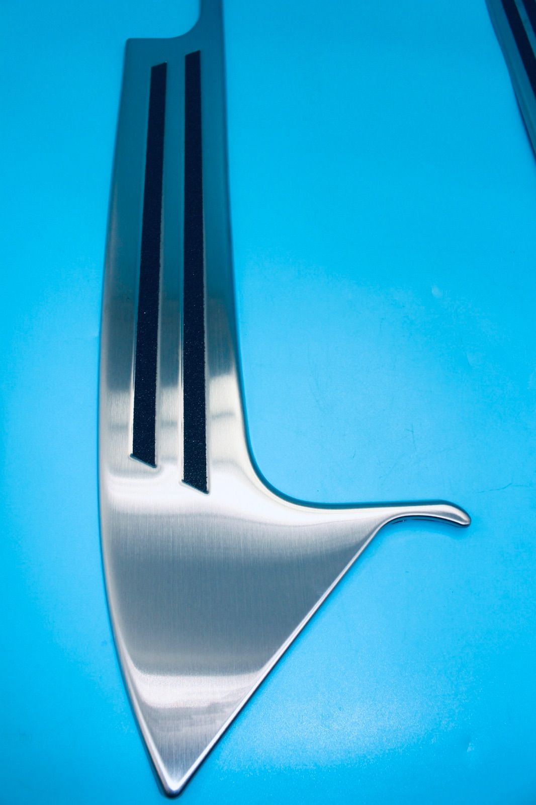 アルファード40系 上側スカッフプレート