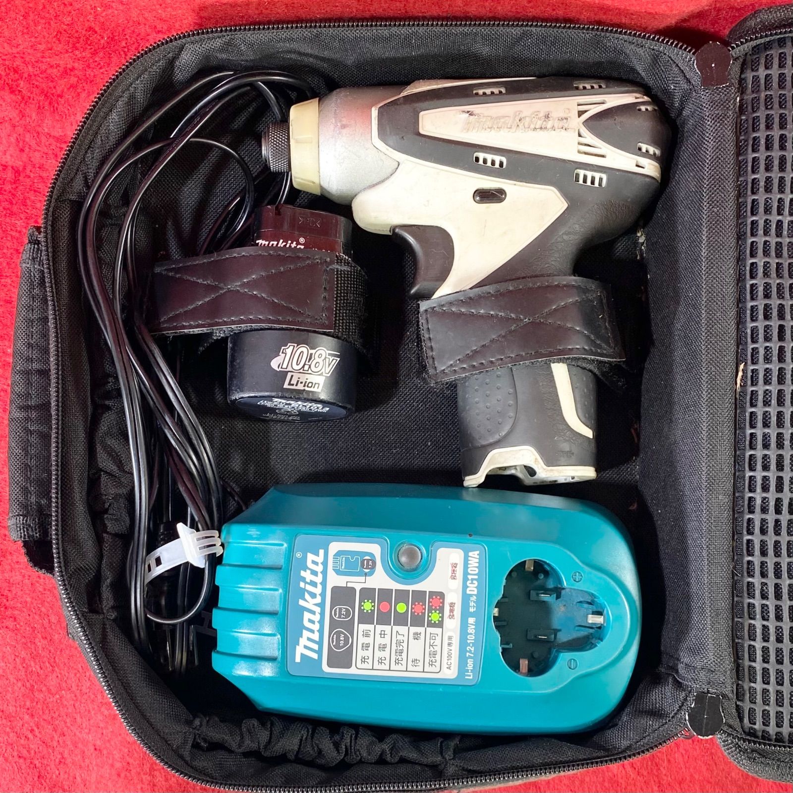 マキタ 充電式インパクトドライバ TD090D 10.8V 白　makita