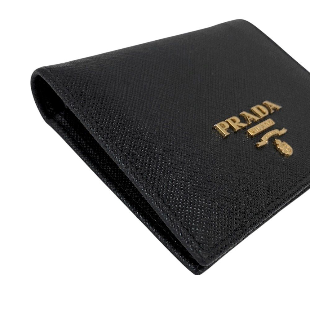 □美品□ プラダ コンパクト 二つ折り 財布 ウォレット サフィアーノ  