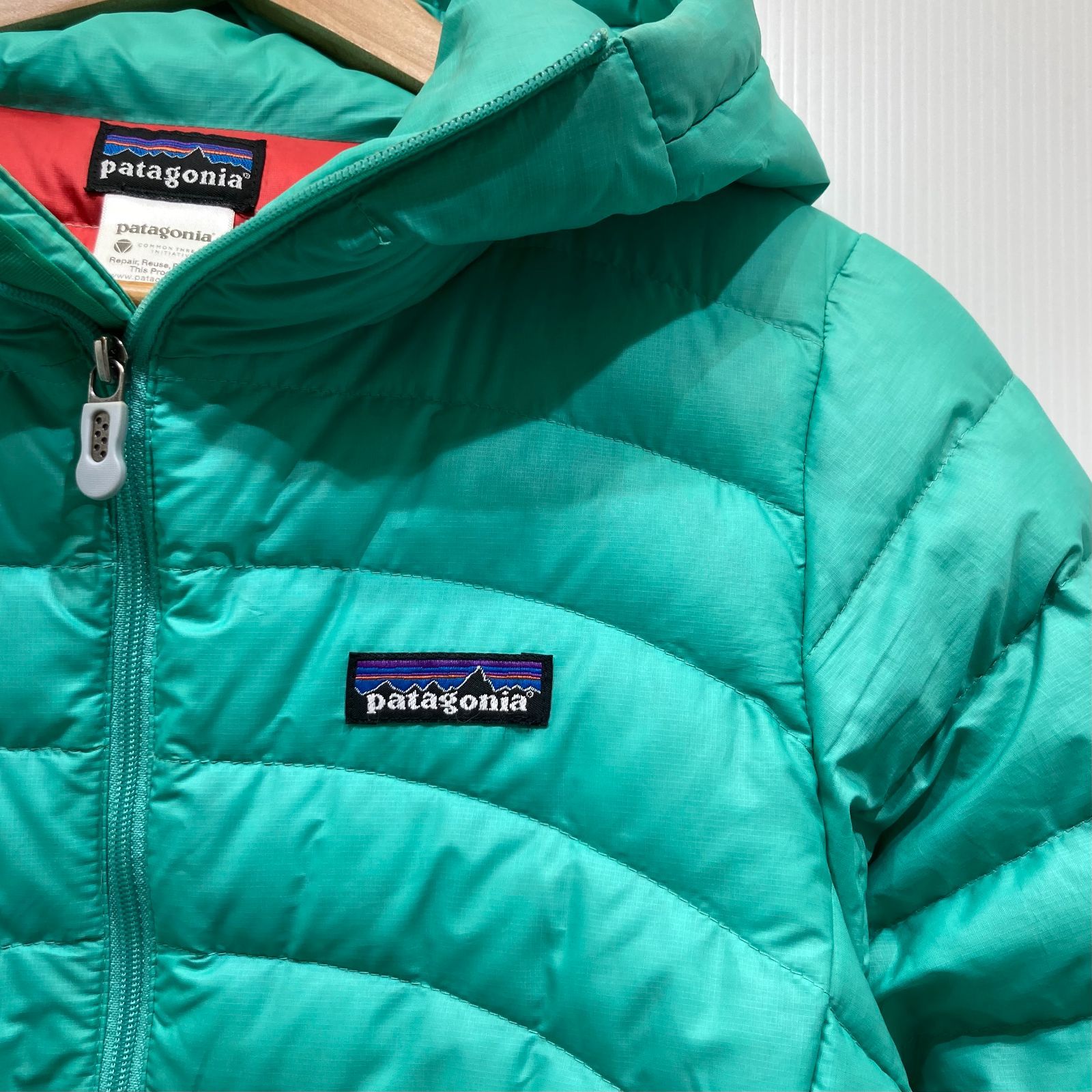 patagonia パタゴニア ダウンジャケット XSサイズ ライトグリーン 