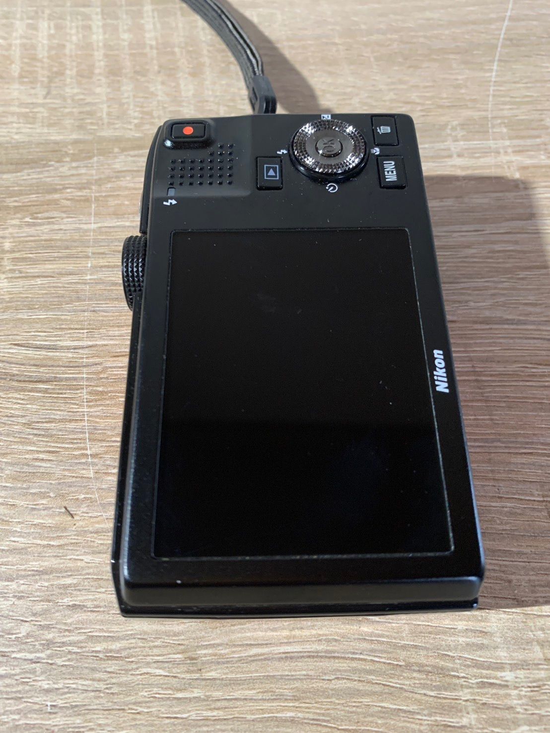 【美品】Nikon COOLPIX S8100 デジカメ Amazon.com : Nikon Coolpix S8100 12.1 MP CMOS Digital Camera with