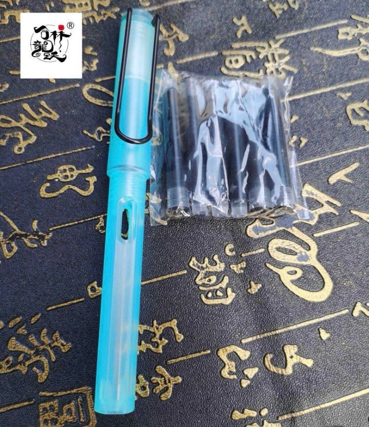 彫刻花入れ筆入マンモス 文房具書