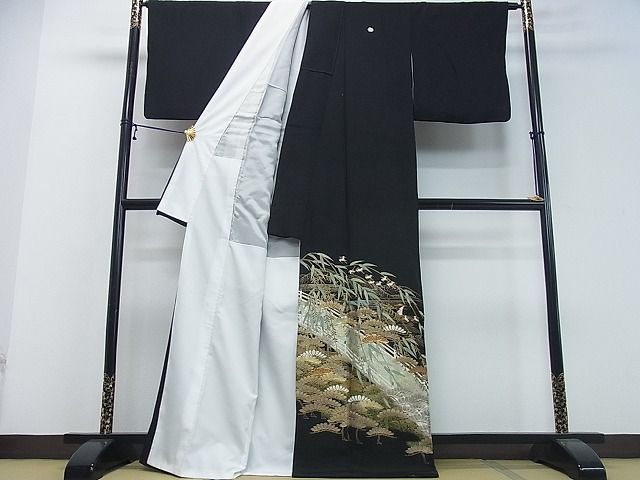 平和屋着物□付下げ 刺繍 宝尽くし花文 松竹梅 金銀彩 正絹 逸品