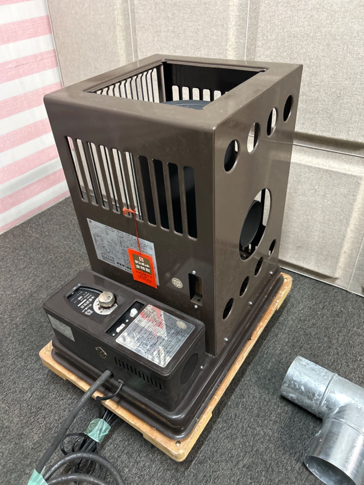 ♪ サンポット 石油ストーブ KSH-JBS-2 送料込み - メルカリ