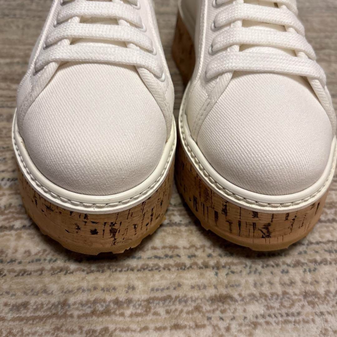 新品未使用miumiu コルクキャンバス スニーカー 38.5 新品未使用miumiu コルクキャンバス スニーカー 38.5 - メルカリ