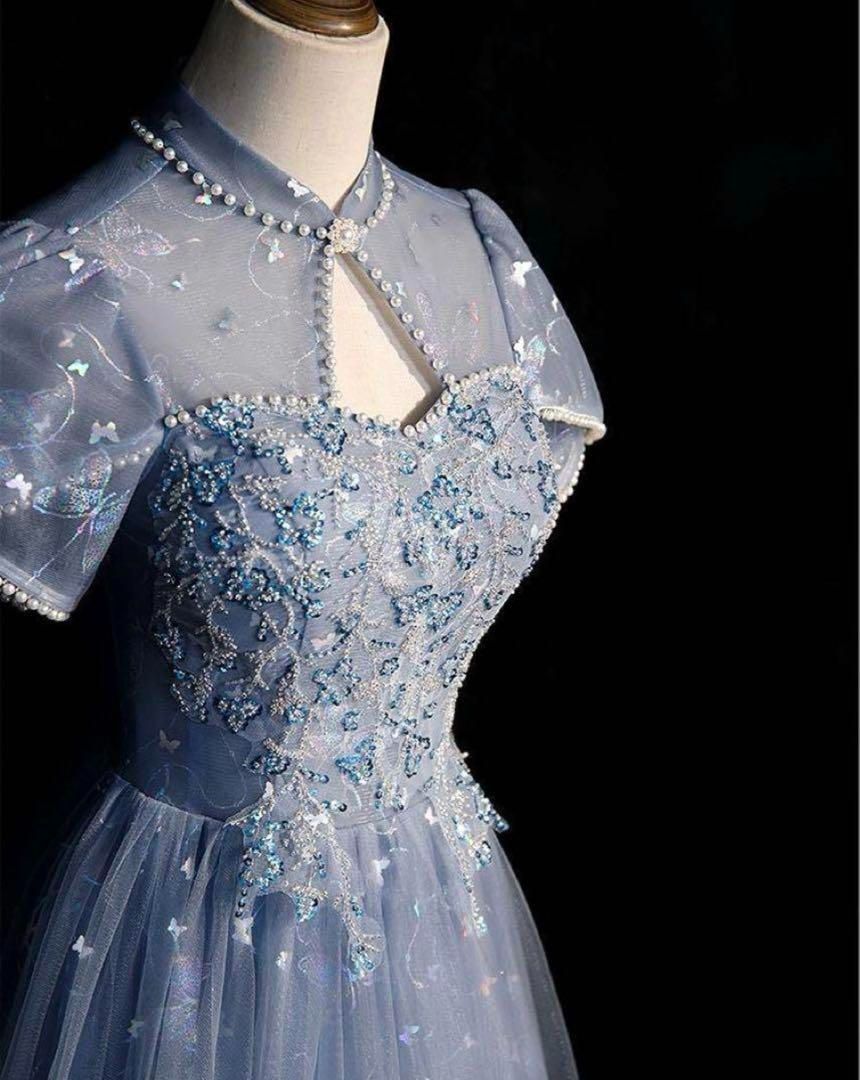 パールにオーロラの蝶がゴージャスな半袖 イブニングドレス パールにオーロラの蝶がゴージャスな半袖 イブニングドレス - メルカリ