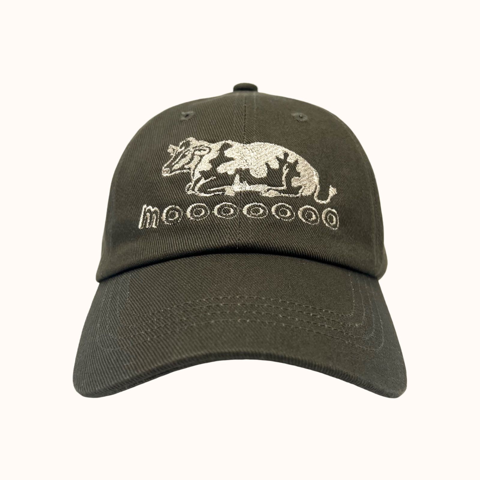 LOEWE カーキ　刺繍キャップ LOEWE CAP 完売していたLOEWEキャップが春前に再入荷🙌 種類は3