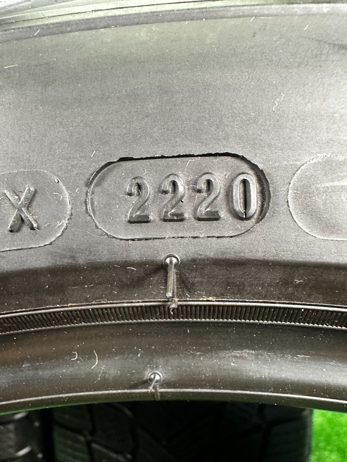 225|45R17