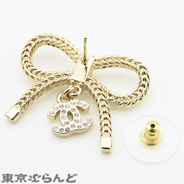 最前線の シャネル CHANEL リボン ピアス B24K ゴールド メタル ライン アクセサリー