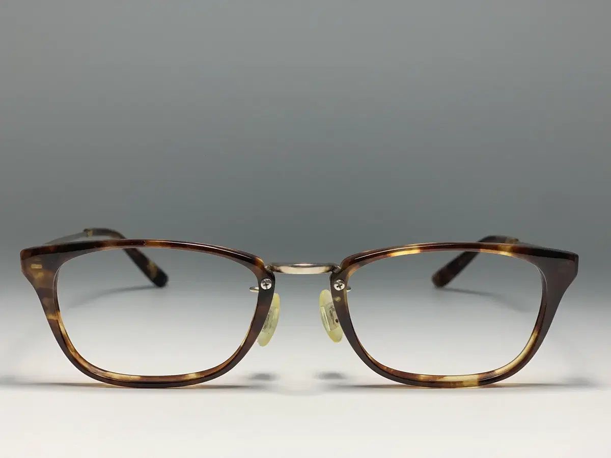 BURBERRY バーバリー ブラックラベル 純粋な チタン メガネフレーム 0191