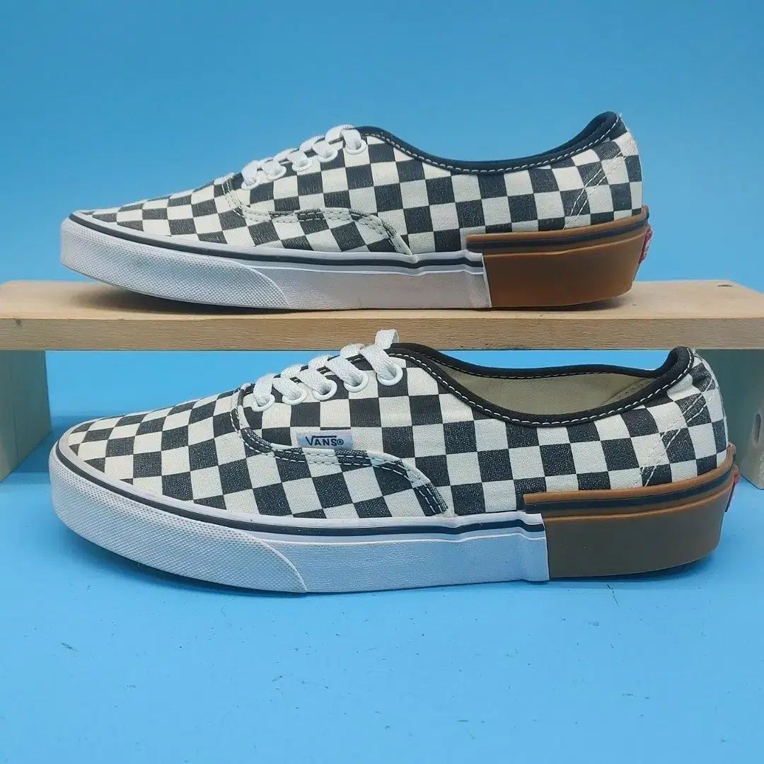 【雷市場（ポンジャン）商品韓国直送】 VANS(バンズ) チェッカーボード 黒ソール メンズスニーカー 275