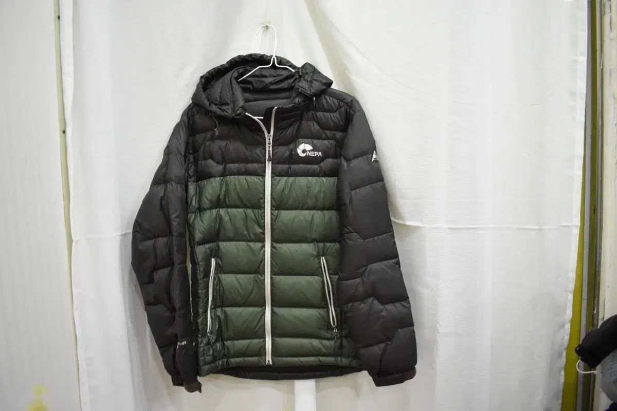【雷市場（ポンジャン）商品韓国直送】 NEPA(ネパ) メンズ 軽量ダウン 95