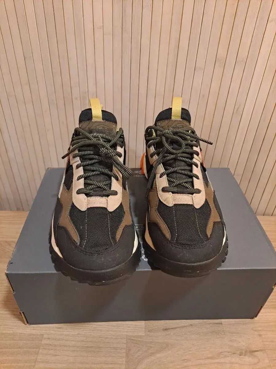  Timberland ティンバーランド GORE TEX ゴアテックス トレーリング 265 ベストコンディション 救急用品 アウトドア必需品 登山靴 トレッキングシューズ アウトドアシューズ