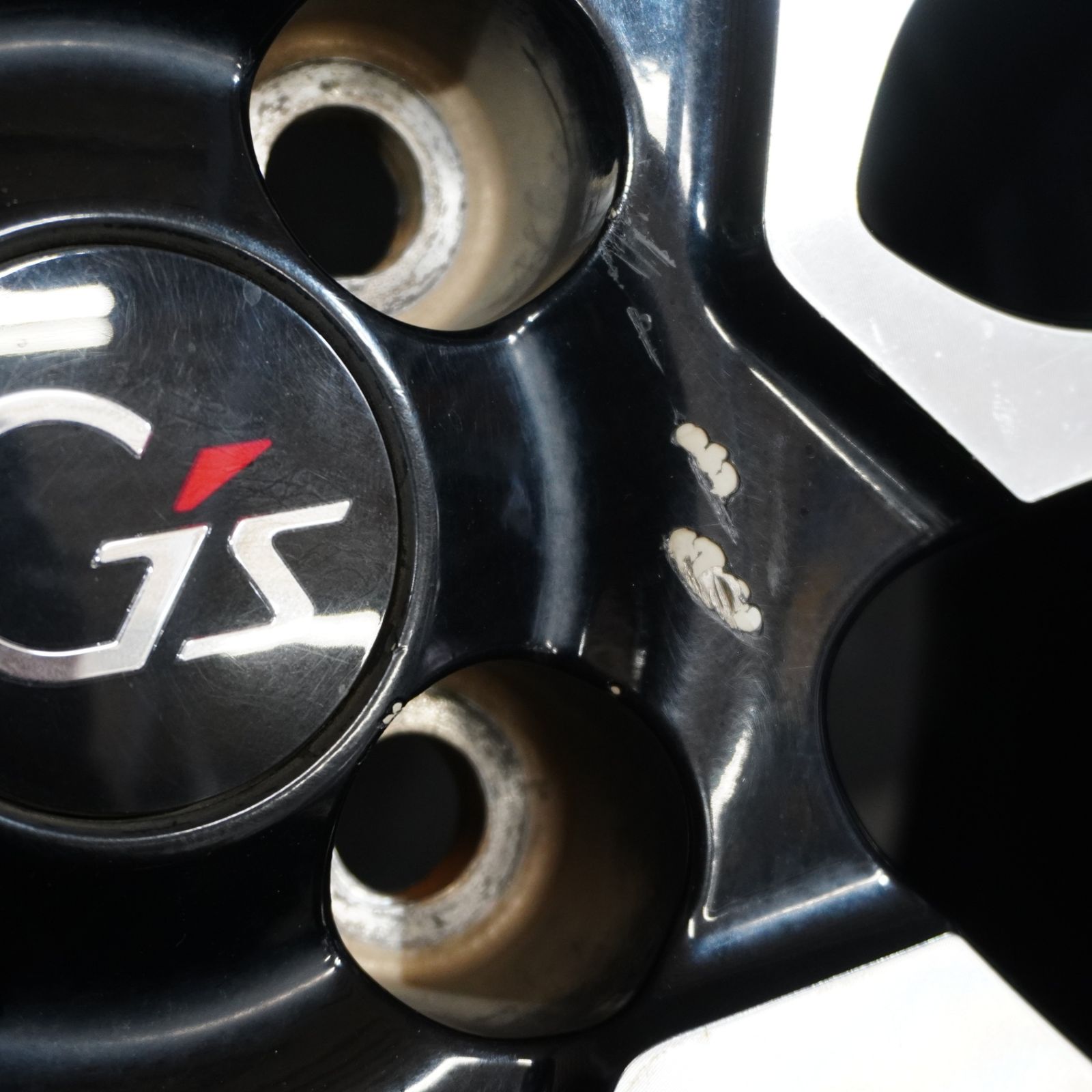 大人気/特価セール！ トヨタ アクア G’S 純正 17×6.5J 41 100 4H 4本 アクア ヴィッツ ヤリス等 流用可