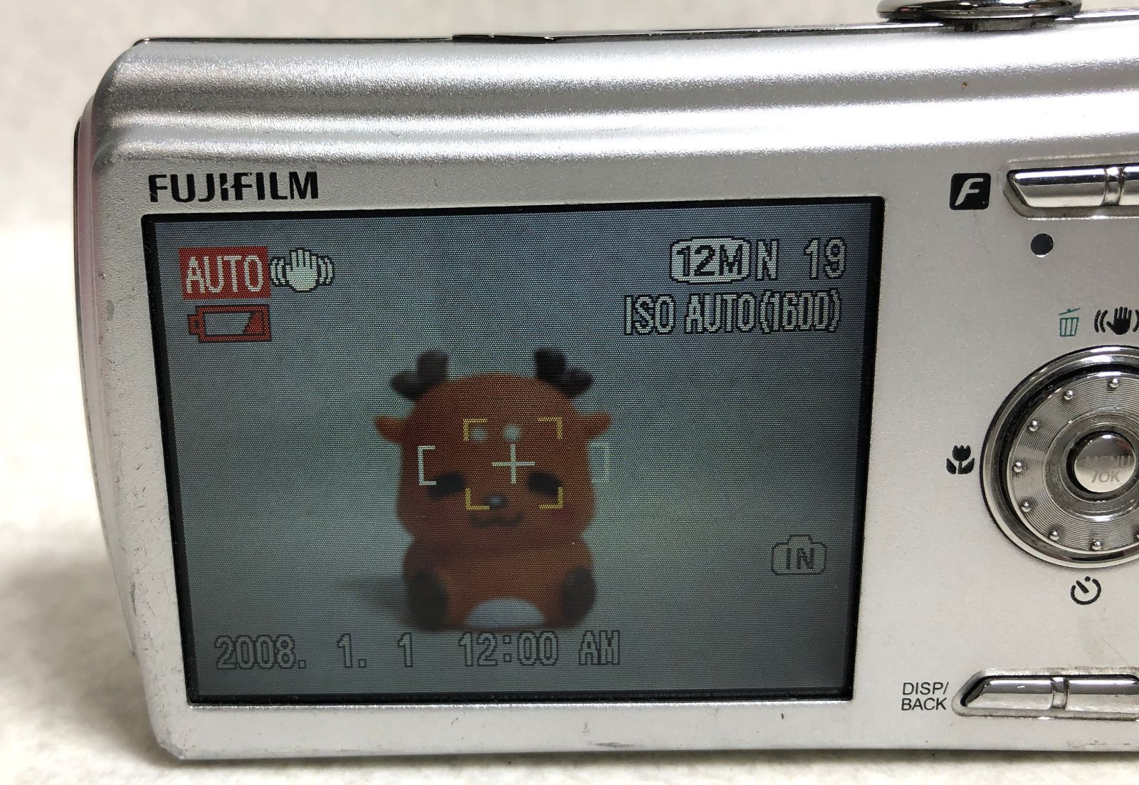 76671018_2