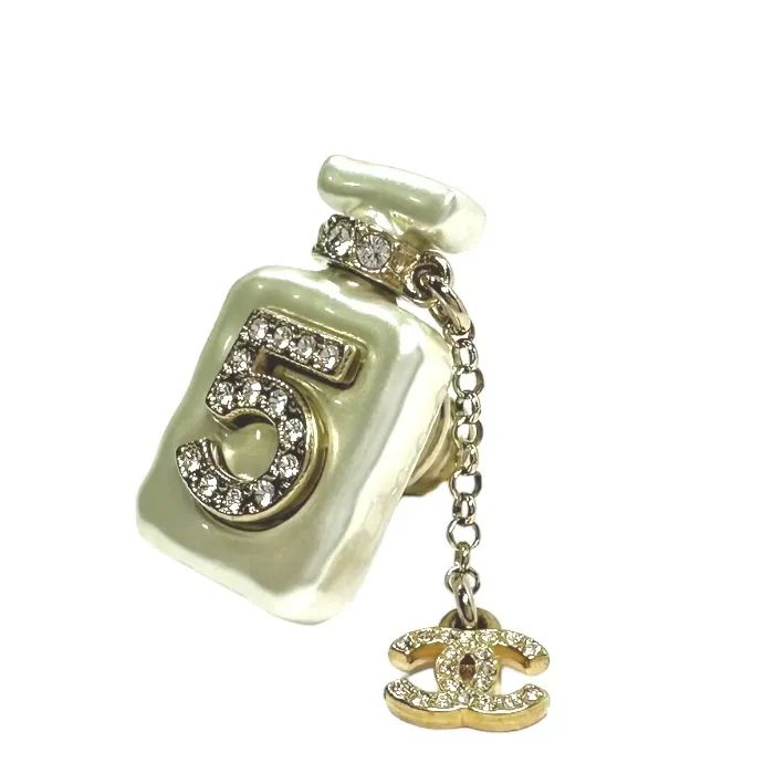 CHANEL シャネル 香水瓶　ブローチ No.5 ラインストーン A22S 未使用品】CHANEL シャネル 香水瓶 ブローチ No.5 ライン