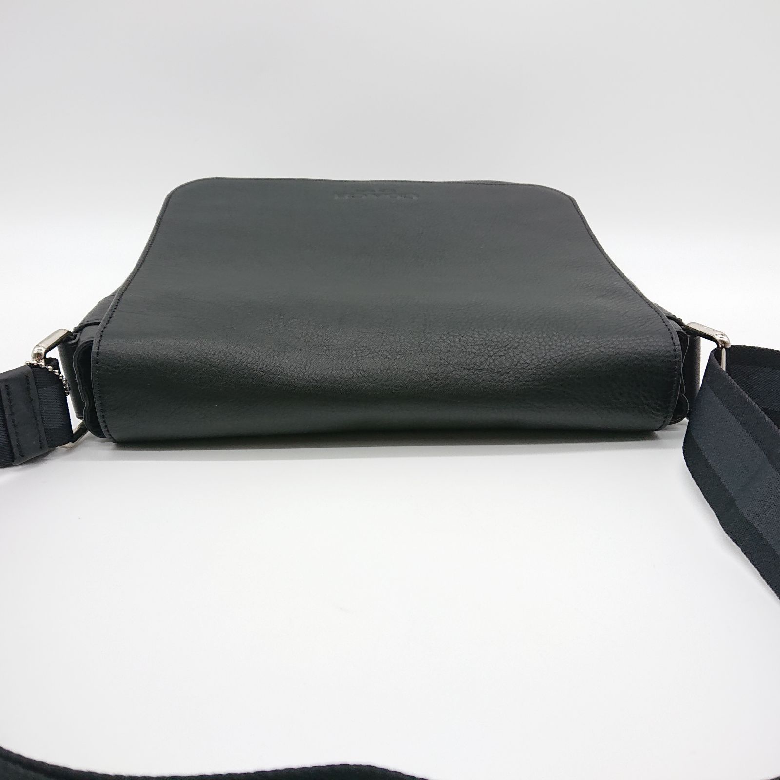 【美品】コーチ　メッセンジャーバッグ　ショルダーバッグ　オールレザー　ブラック 極美品】COACH コーチ メッセンジャーバッグ ショルダーバッグ